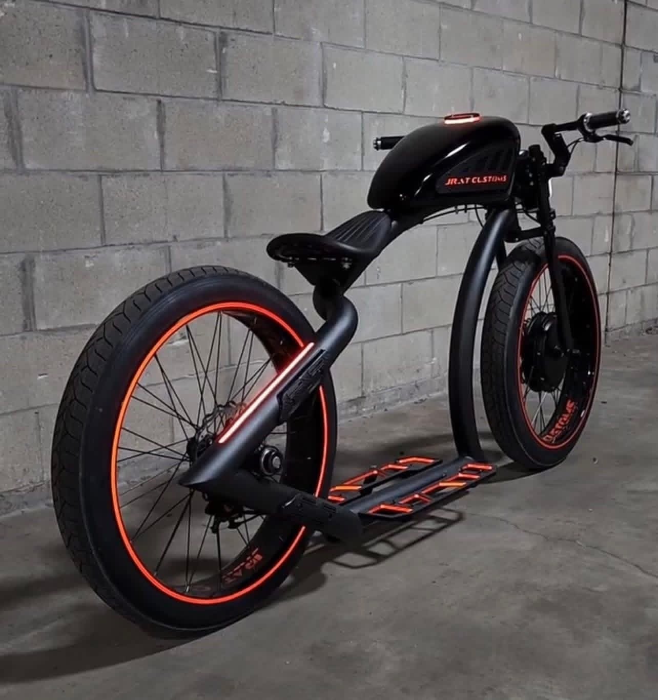 Jrat Customs Revolution E-Bike - Image 2